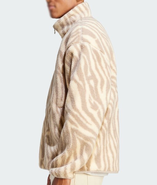 Taylor Swift Animal fur Jacket - Image 3